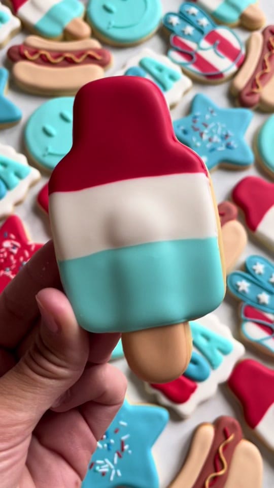 Post 6 by Lisa The Cookie Crafter on TikTok (video)