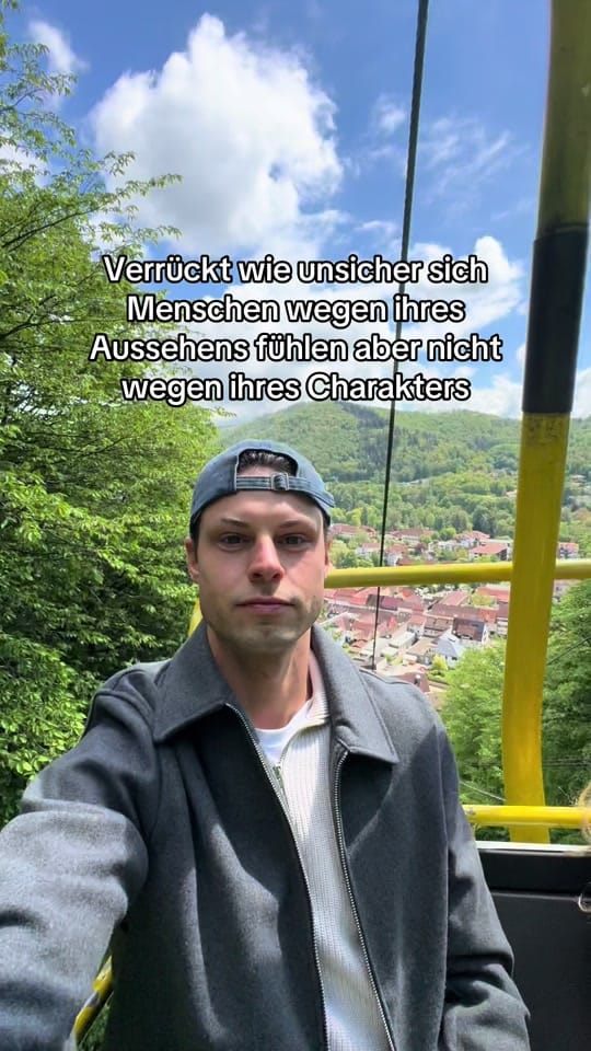Post 9 by robin_hackeness on TikTok (video)