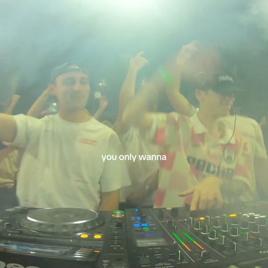 Post 8 by grava on TikTok (video)