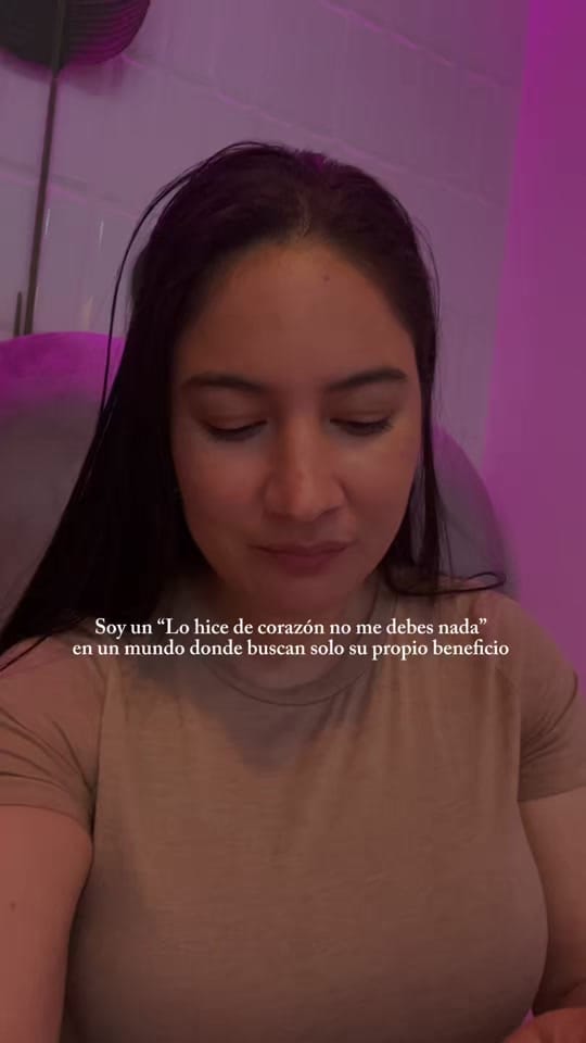 Post 6 by Jessenia on TikTok (video)
