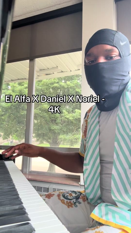 Post 5 by Iconik 🎹 on TikTok (video)