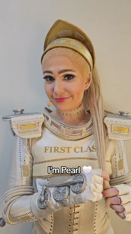 Post 9 by ɪᴅᴀ ꜱᴡᴀɴɴ on TikTok (video)