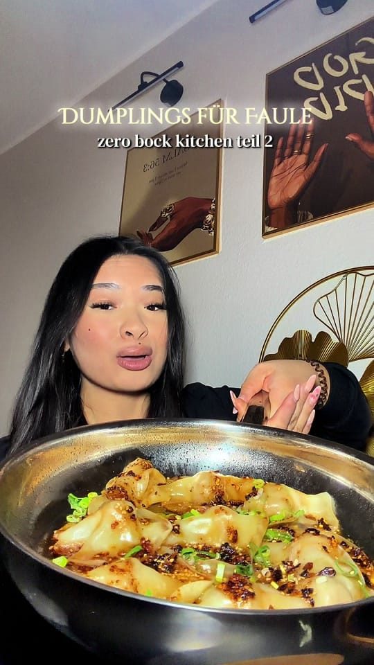 Post 4 by H U E 🇻🇳 on TikTok (video)