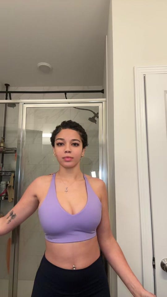 Post 8 by — 𝙢𝙖𝙧𝙞𝙖𝙝 ˚˖𐦍˖˚ on TikTok (video)