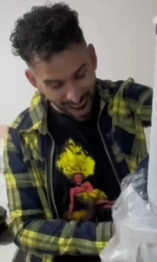 Post 1 by Gabo Usandivaras on TikTok (video)