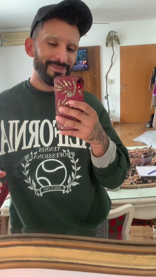 Post 6 by Gabo Usandivaras on TikTok (video)