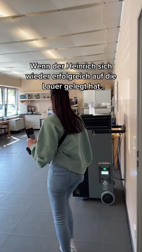 Post 2 by Valea Scalabrino on TikTok (video)