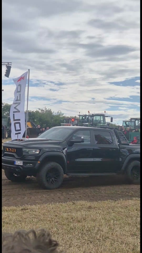 Post 4 by Zeitlos_fotografie_mv on TikTok (video)