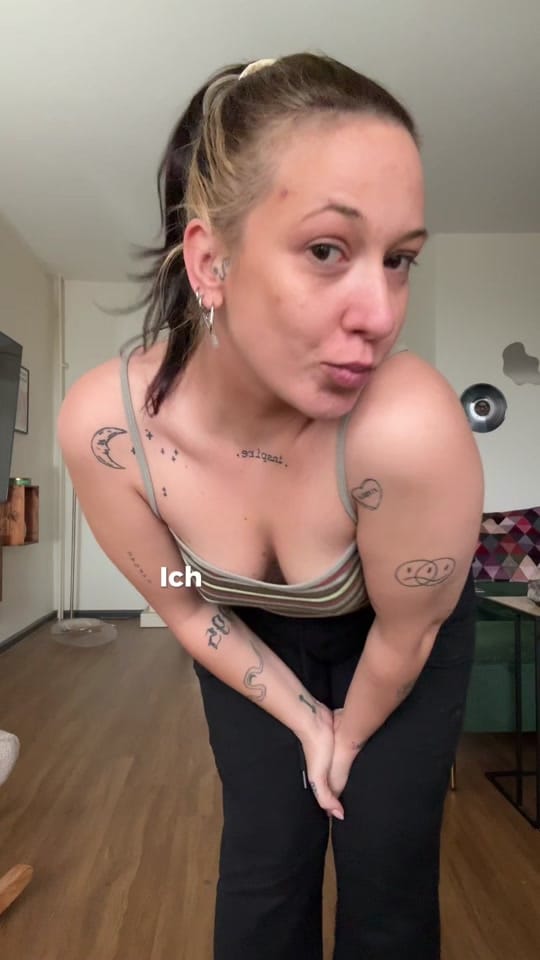 Post 4 by Jamy | PTBS & Depression 🎗️ on TikTok (video)