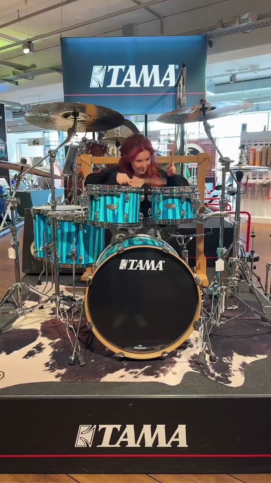 Post 8 by MUSIC STORE professional on TikTok (video)