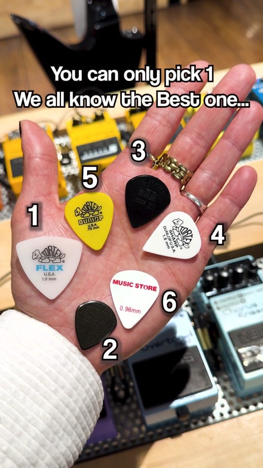 Post 1 by MUSIC STORE professional on TikTok (video)