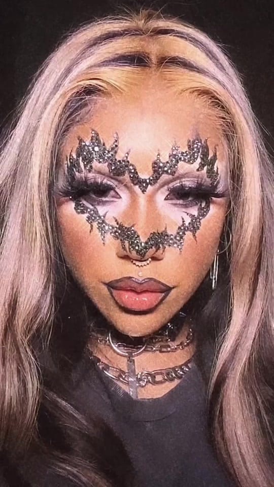 Post 5 by F̴A̵L̷L̵O̸N̷ on TikTok (video)