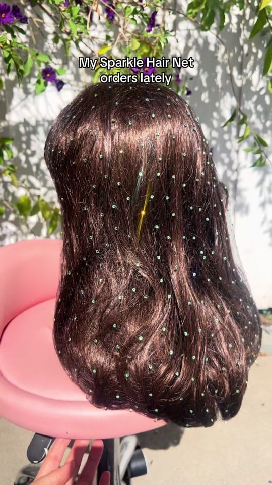 Post 1 by Jenny Dame on TikTok (video)
