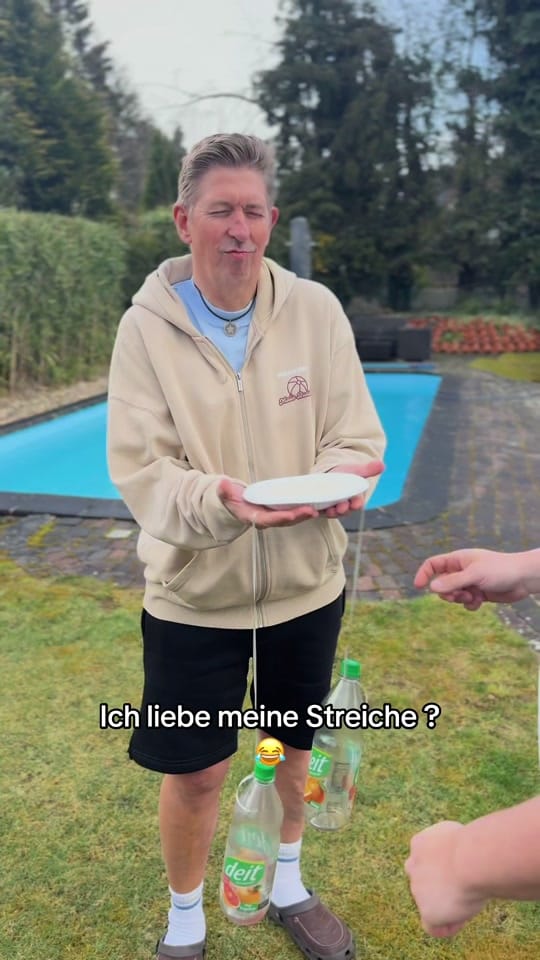 Post 3 by Malle Buddies on TikTok (video)