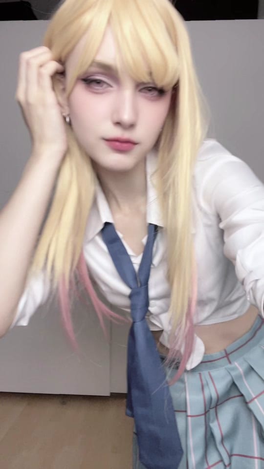 Post 2 by Lekiras♡ on TikTok (video)
