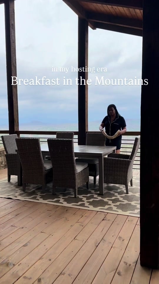 Post 4 by JmillaKing on TikTok (video)