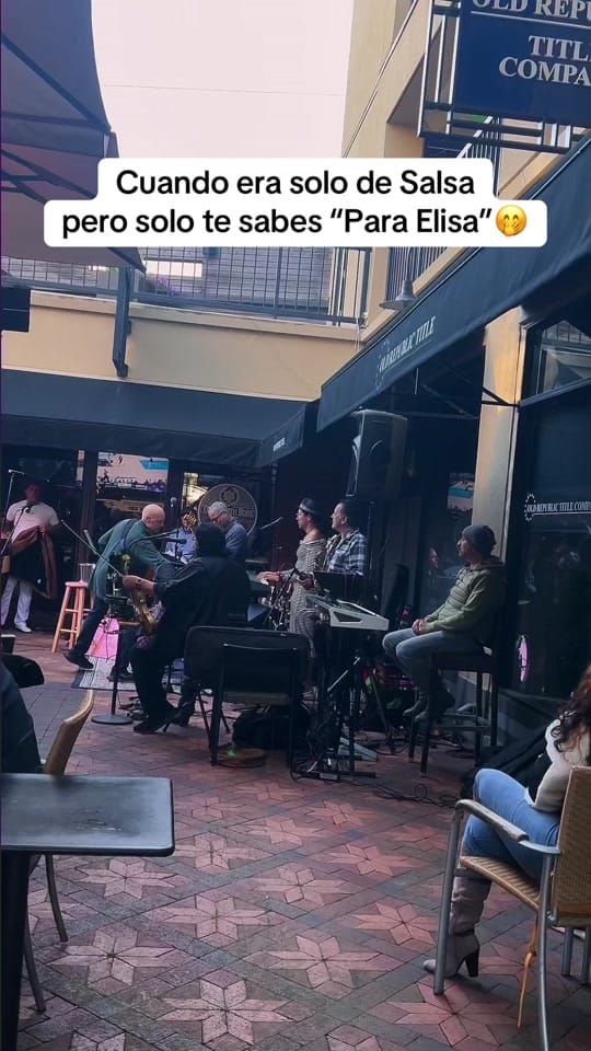 Post 7 by Óskar Ly on TikTok (video)
