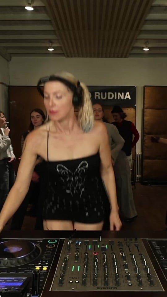 Post 8 by Ellen Allien on TikTok (video)