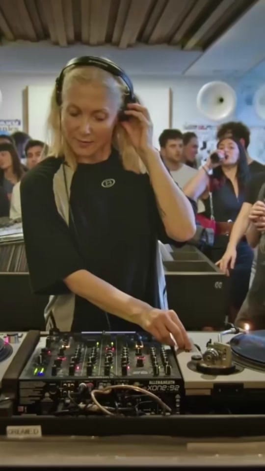 Post 2 by Ellen Allien on TikTok (video)