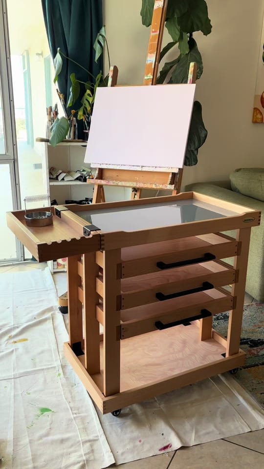 Post 2 by Juju Creates Art on TikTok (video)