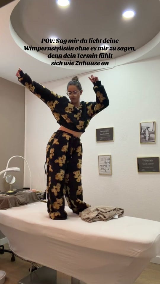 Post 9 by Jasmin on TikTok (video)