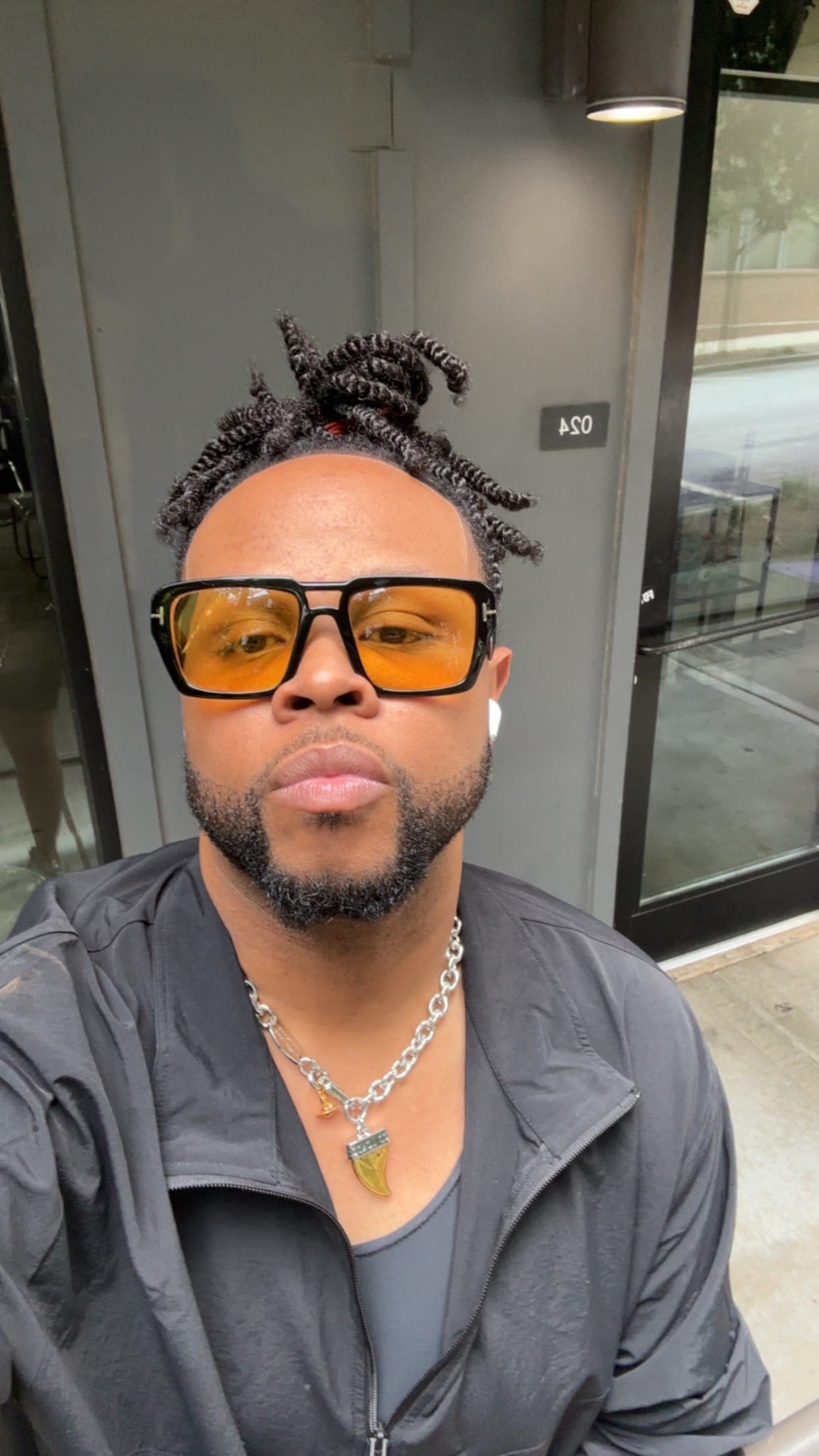 Post 4 by DereqC on TikTok (video)