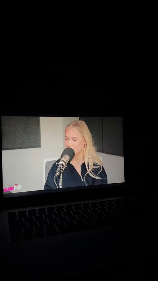 Post 8 by Lessi💙💫🎶🪩🎟️⭐️ on TikTok (video)