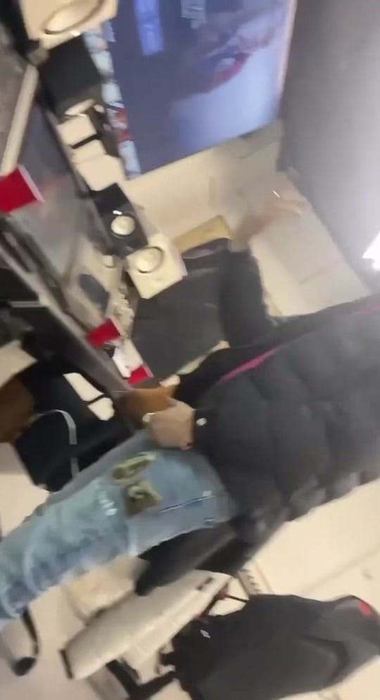 Post 3 by Ixed_out.tweak on TikTok (video)
