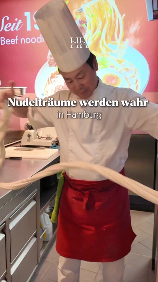 Post 5 by Hamburg Food Spots on TikTok (video)