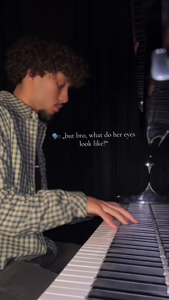 Post 1 by PianoJones on TikTok (video)