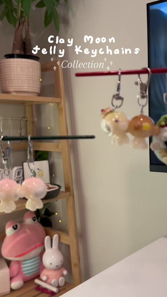 Post 5 by mookoostudio on TikTok (video)