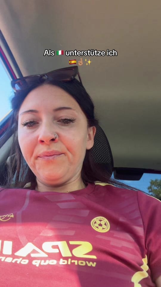 Post 2 by Roberta on TikTok (video)