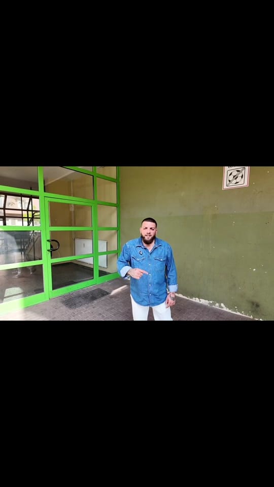 Post 7 by Fly.Döner on TikTok (video)