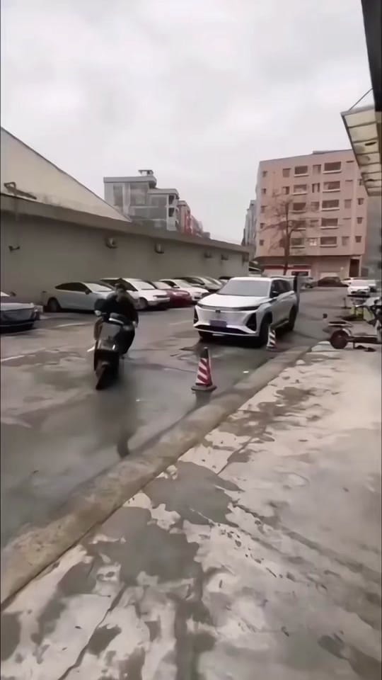 Post 4 by Mayuballoons on TikTok (video)