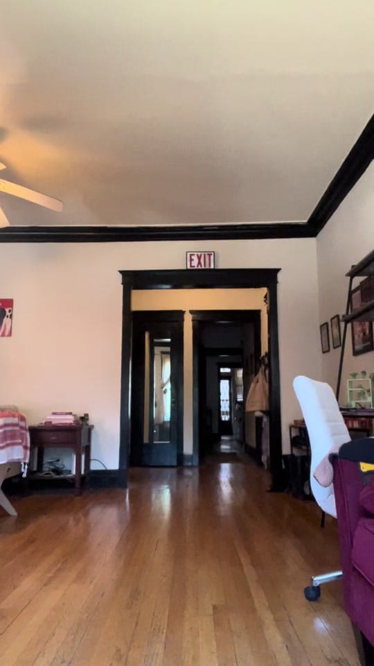 Post 6 by emilyisknitting on TikTok (video)