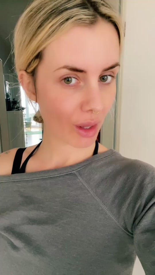 Post 4 by Pia Tillmann on TikTok (video)