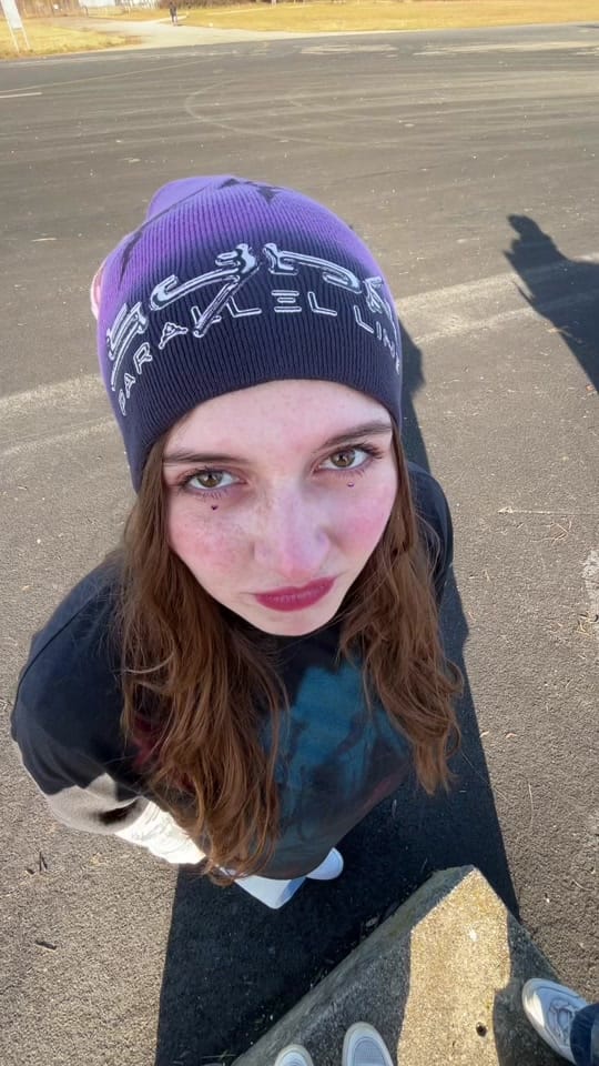 Post 1 by Hal0Queens on TikTok (video)