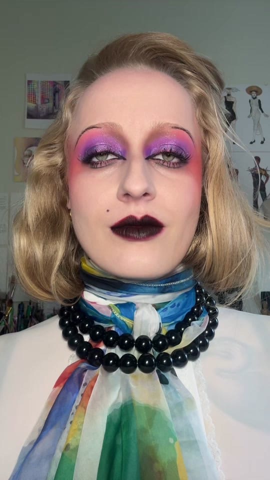 Post 5 by number1nytbestseller on TikTok (video)
