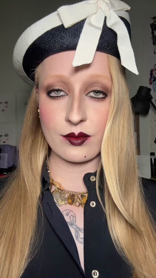 Post 4 by number1nytbestseller on TikTok (video)