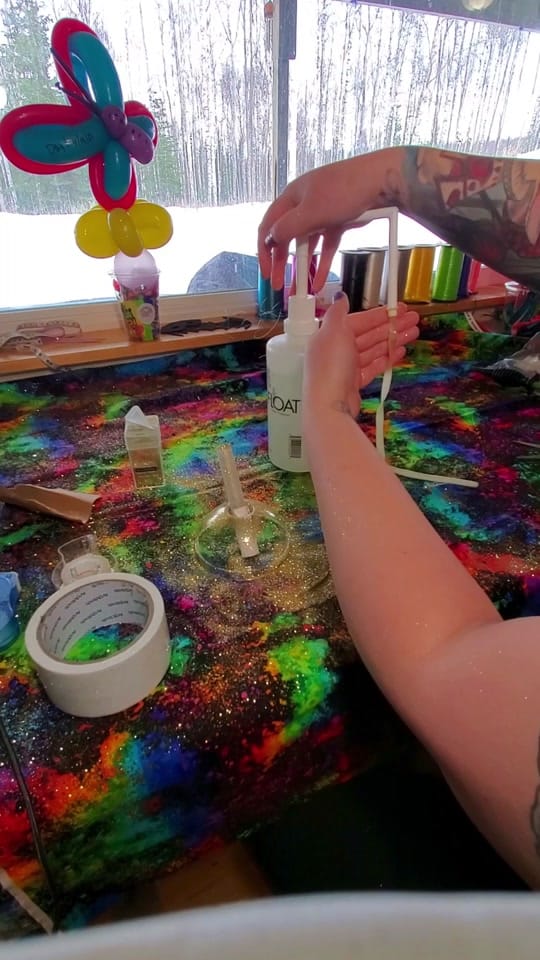 Post 9 by ashanamakesballoons on TikTok (video)