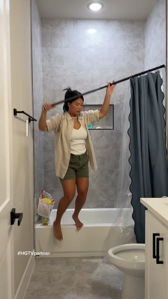 Post 4 by Amanda West on TikTok (video)