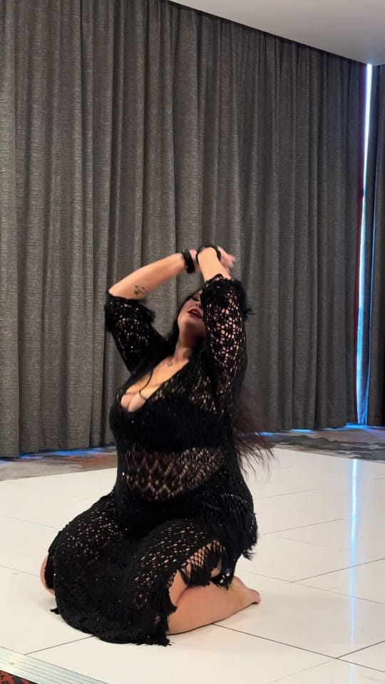 Post 4 by Iuliia Orient on TikTok (video)