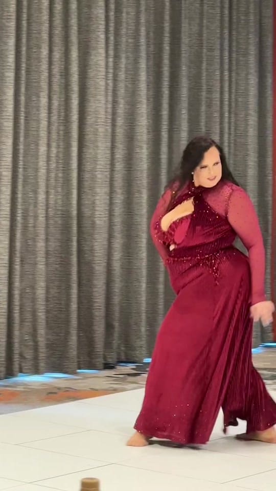 Post 6 by Iuliia Orient on TikTok (video)