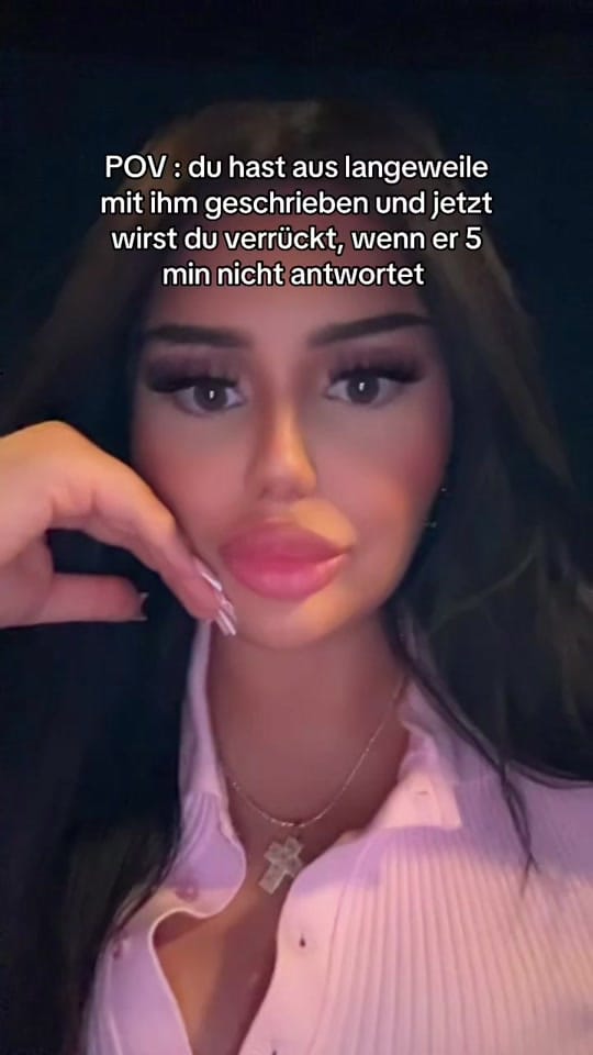 Post 9 by 𝐬𝐞𝐥𝐢𝐧𝐚𝐝𝐢𝐚𝐧𝐚 on TikTok (video)