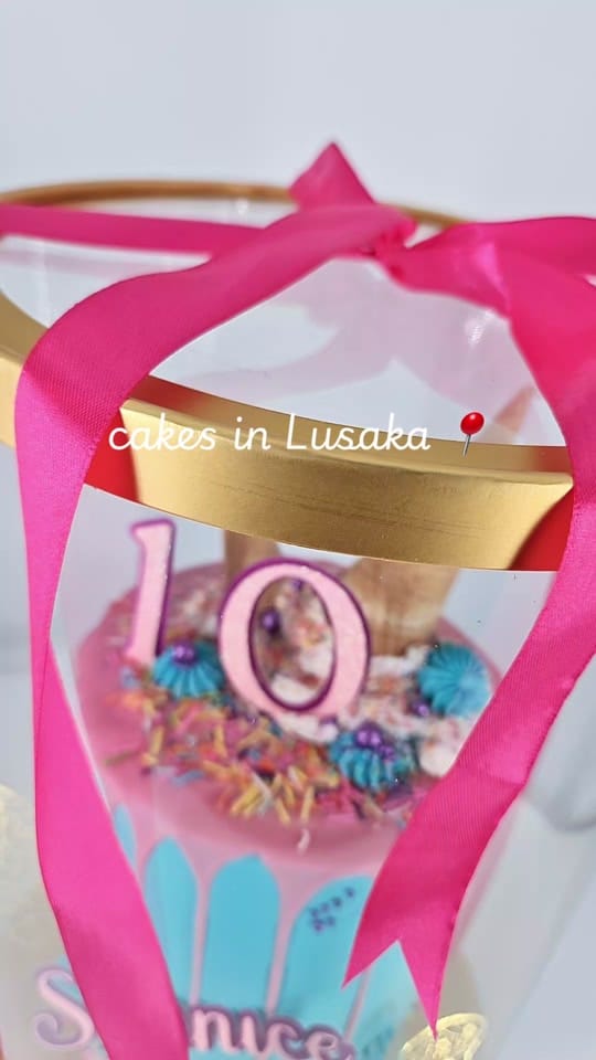 Post 1 by Flour Shower Cakes on TikTok (video)