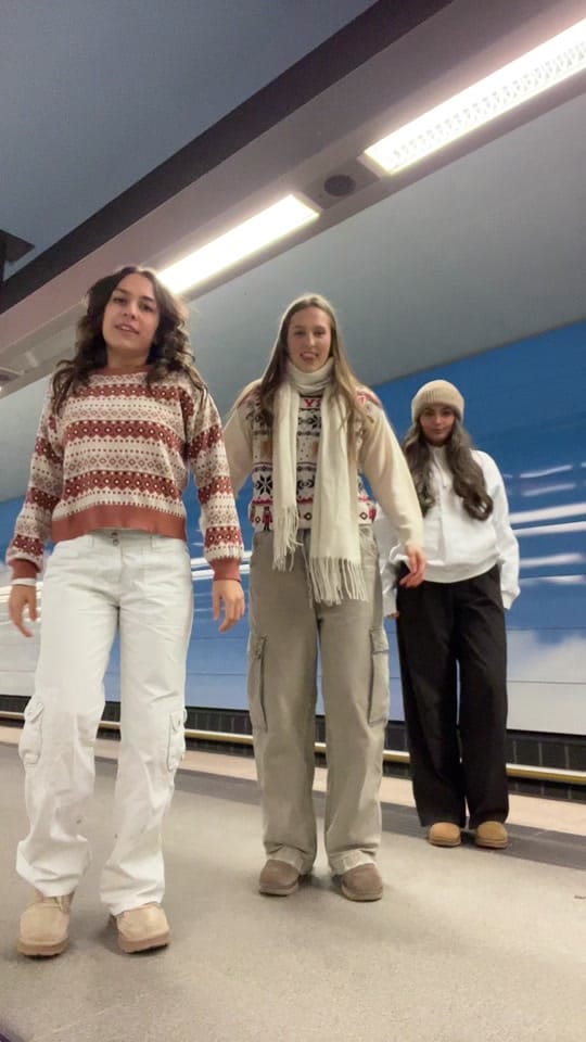 Post 10 by teamselected on TikTok (video)