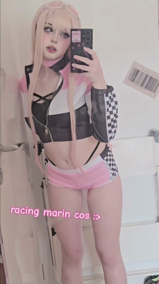 Post 2 by 🩷snow🩷 on TikTok (video)