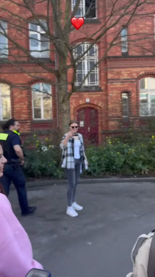 Post 4 by 𝐋𝐔𝐍𝐀𝐓𝐈𝐗 on TikTok (video)