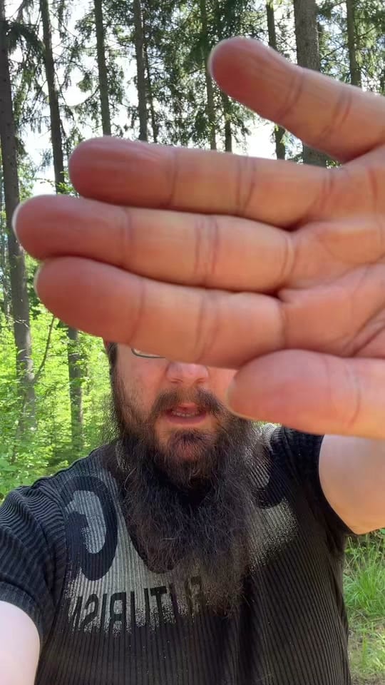 Post 3 by 𝐇𝖾𝗌𝗌𝖾 on TikTok (video)