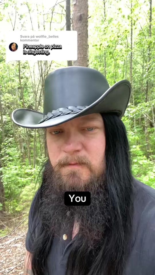 Post 4 by 𝐇𝖾𝗌𝗌𝖾 on TikTok (video)